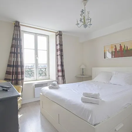 Apartman Ike's Deluxe In *