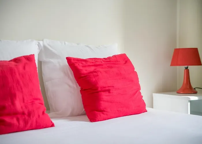 Apartment Ike's Deluxe In